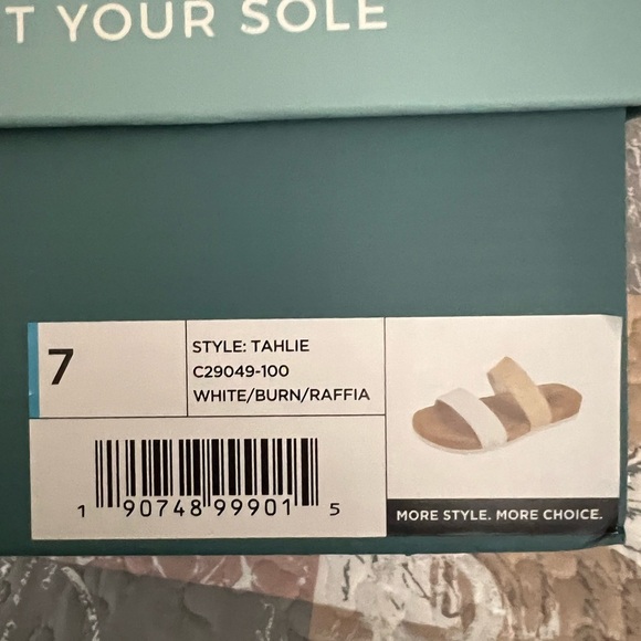 Cliffs by White Mountain Tahlie Tan and White Sandals - Picture 7 of 7